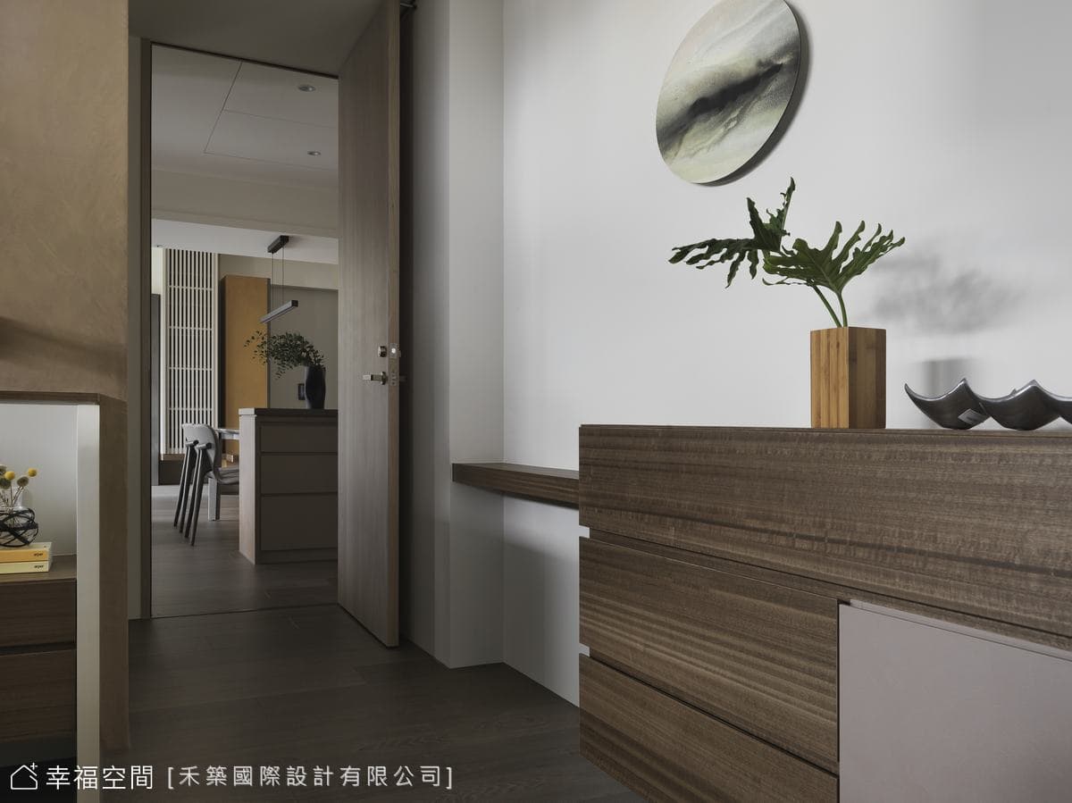 溫婉恬淡 悠悠隱市｜現代風｜30坪