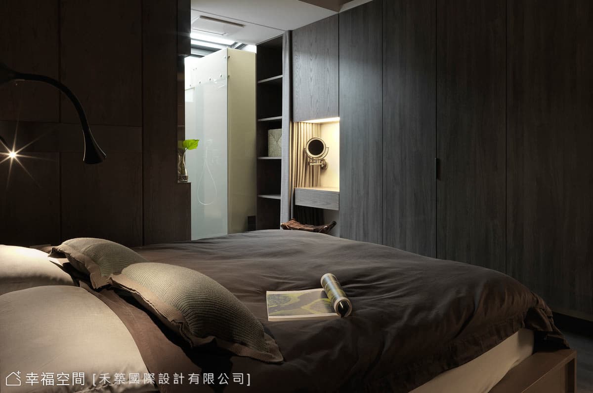 主臥房
