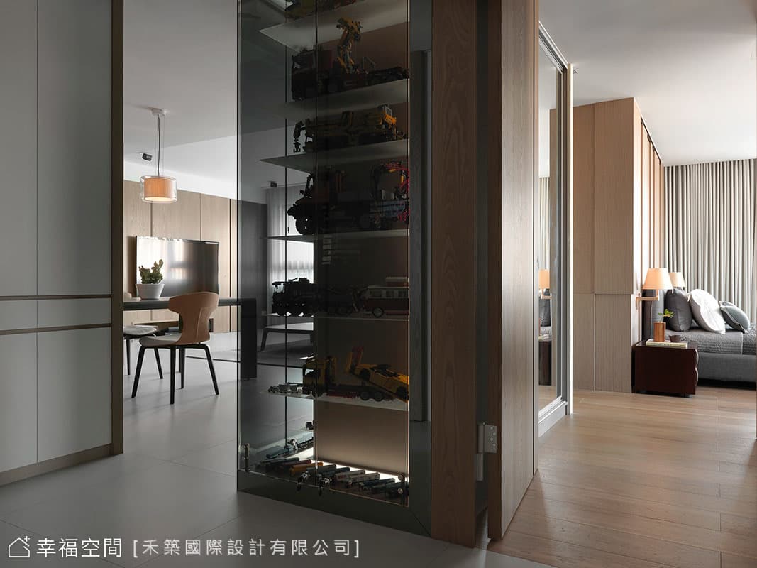 灰玻展示櫃