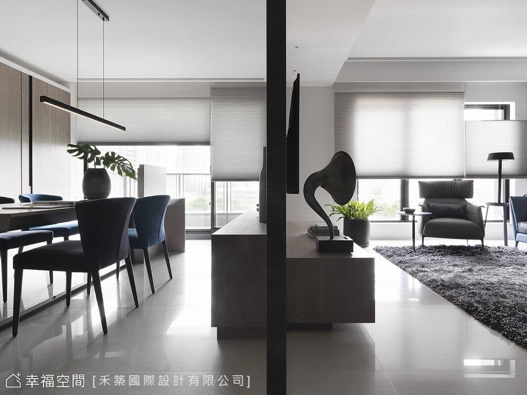 一牆之隔